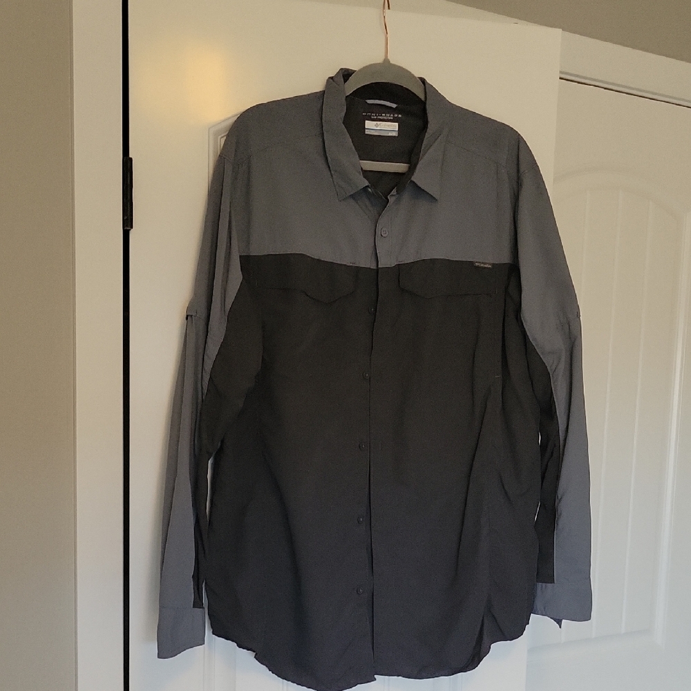 Columbia Men's Dark and Light Gray Shirt Jacket